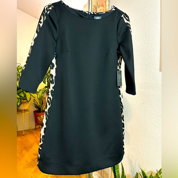 Vince Camuto Dresses & Skirts - Vince Camuto 3/4 Sleeve Leopard Panel Dress size 8